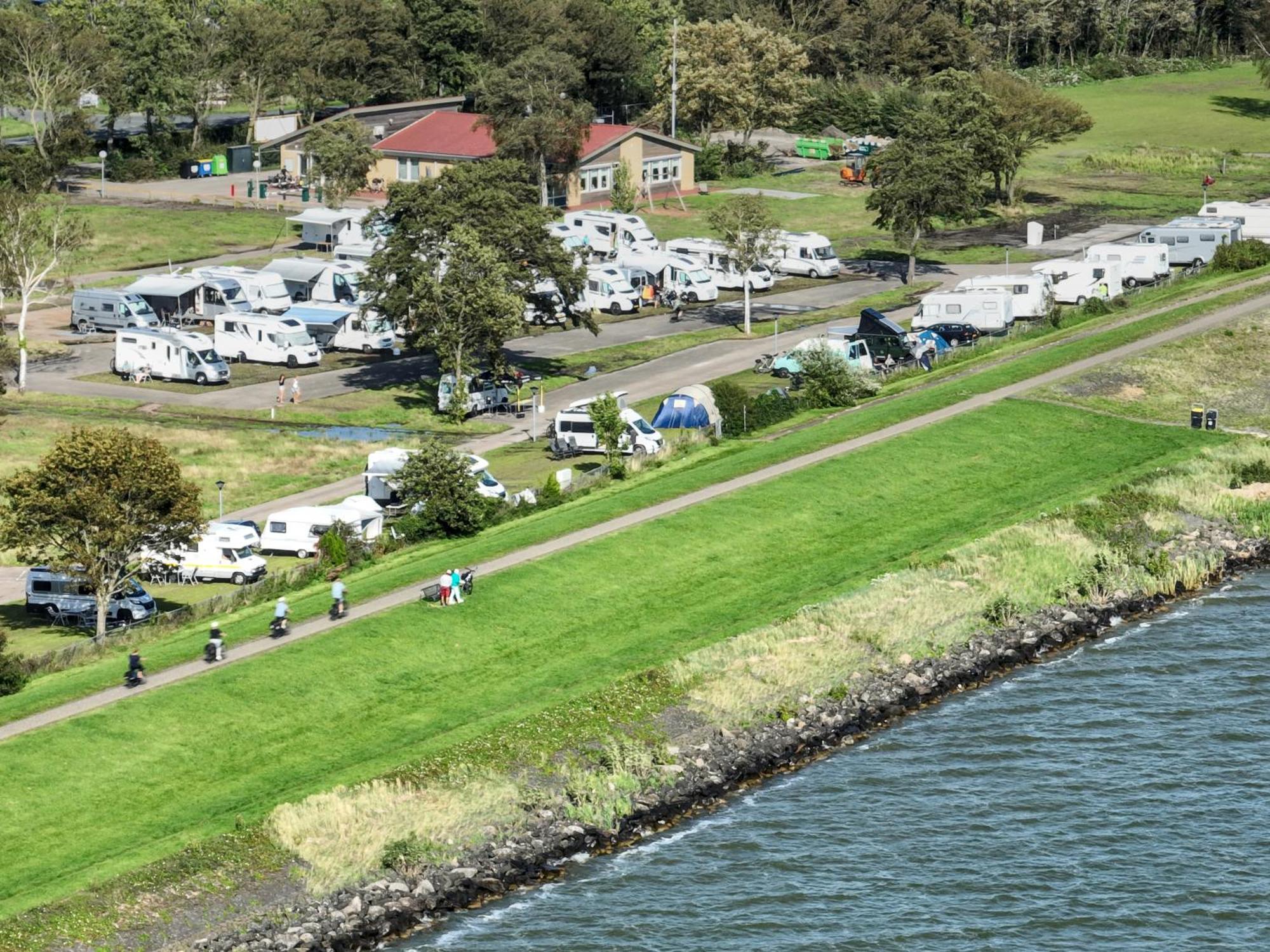 Vakantiepark Lemmer Exteriör bild